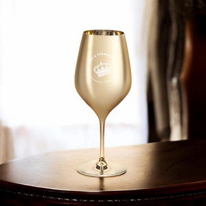 Rare Moët & Chandon Gold Metalized Glass - UK Exclusive Break-Resistant Champagne Cocktail Glass