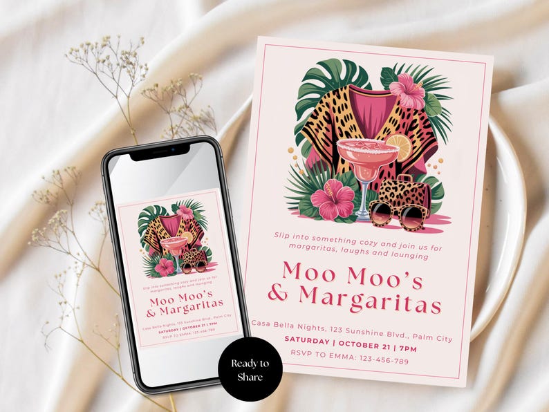 K&ouml;nnte beinhalten: Rosa Einladung mit Margarita-Thema, mit Cocktail, Leopardenmuster-Akzenten und dem Text "Moo Moo's & Margaritas". Ein Smartphone zeigt das gleiche Design. Die Einladung enth&auml;lt Eventdetails.