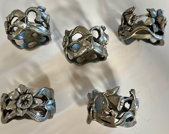 Vintage Set of 5 Seagull Pewter Daffodil  napkin rings