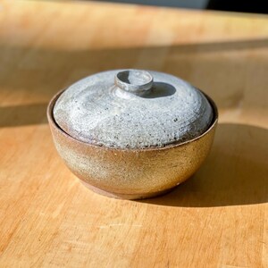 Vintage Handmade Earthen brow white Ceramic bowl w lid – Handcrafted Pottery with neutral palette