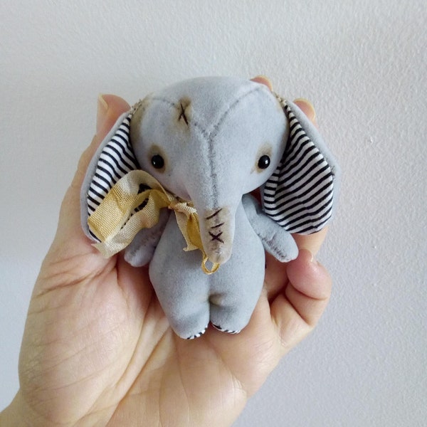 PDF Pattern Elly Elephant by Woollybuttbears, DIY, Sew your own friend, pocket pal,