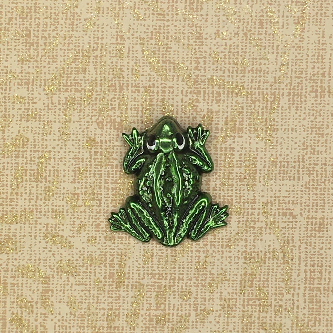 Large Frog Button-be 333 - Etsy