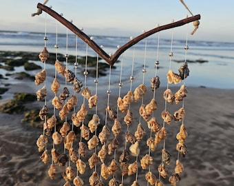 Seashell Beach Decor, Coastal Home Decor, Shell Wind Chimes, Beach House Gift, Seaside Nautical Decor, Beach-Themed Hanging Decor