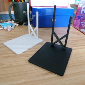 Elegante set di fermalibri moderni, minimalisti in bianco e nero