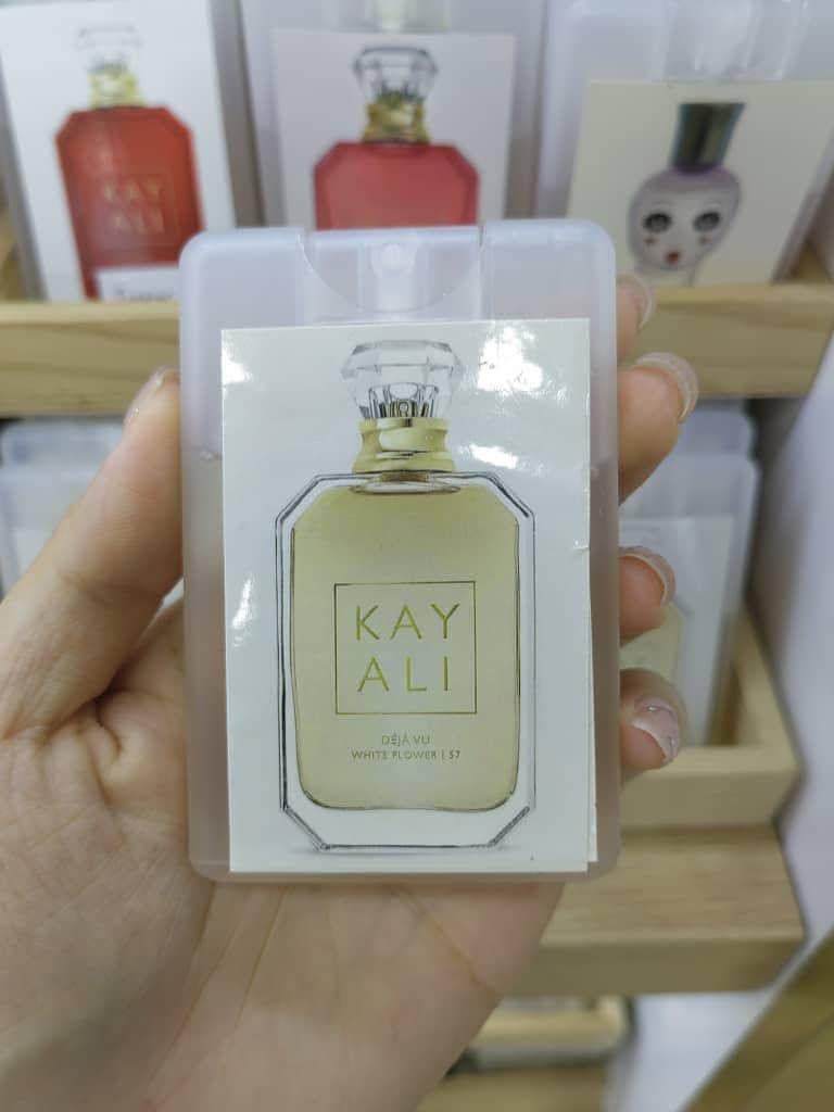 新品 未使用品 KAYALI VANILLA 28香水 Vanilla | 28 by KAYALI 100 ml EDP Spray - Express Shipping
