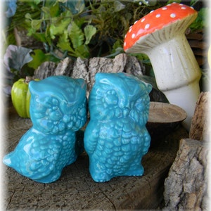 Owl Wedding cake toppers - Handmade ceramic Turquoise Bride Groom Love birds Glazed Ready to ship