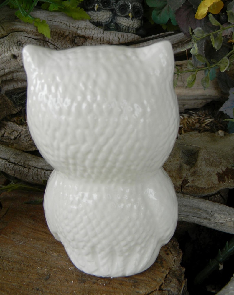 Hootie Owl . Winking .......Vintage style barn potter Owl ... Glazed ceramicVintage Style image 2