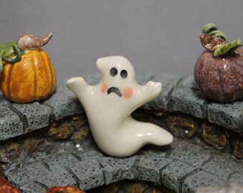 Ceramic Ghost  OH MY, its a Floating  GHOST   Boo   terrarium miniature glazed Pottery . Spooky Boo Goblins Halloween decor safe Outside