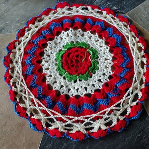 Vintage Doily Bowl Cover Crochet Rose Red, White, and Blue Shoo-Fly Cover image 3