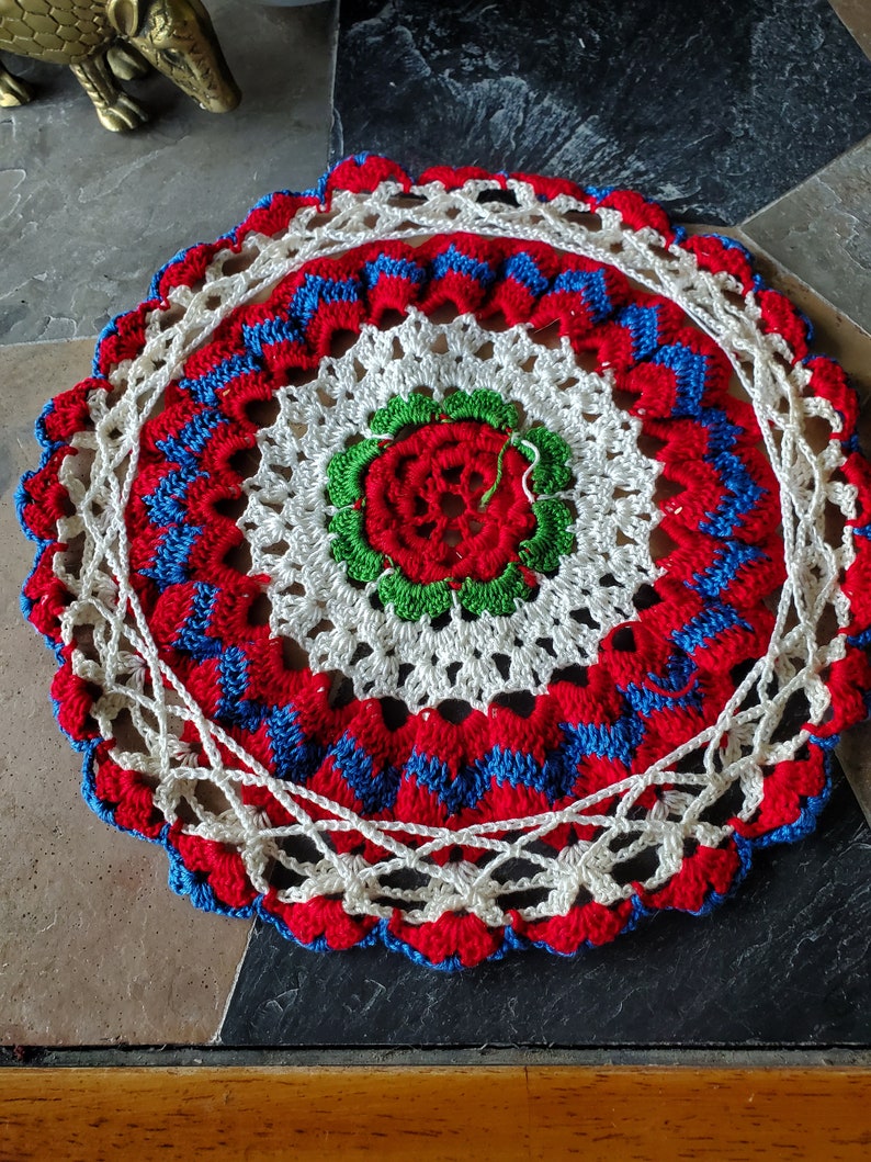Vintage Doily Bowl Cover Crochet Rose Red, White, and Blue Shoo-Fly Cover image 3