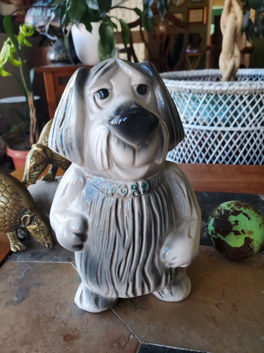 ヴィンテージ Ford セラミック ドッグバンク（貯金箱） アメリカ製 Vintage Ceramic Coin Bank - Mop-haired Shaggy Dog - Ford - Mid