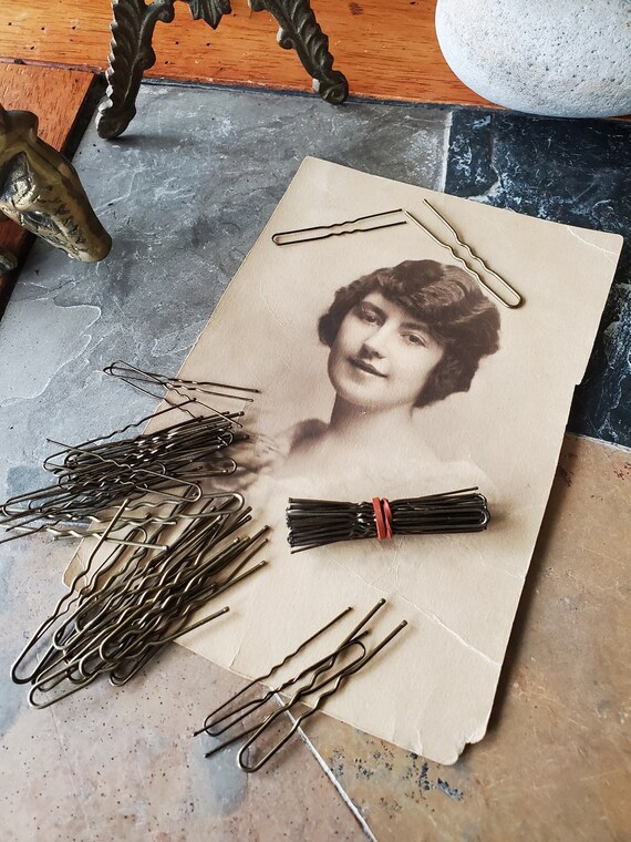 Box of Vintage Hair Pins 1940s Bobby Pins WWII Pin-up