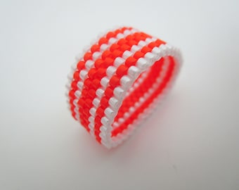 Beaded Peyote Ring in Orange and White / Seed Bead Jewelry / Choose Your Size