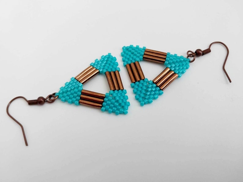 Peyote Triangle Earrings in Brown and Turquoise / Seed and Bugle Bead Jewelry image 5