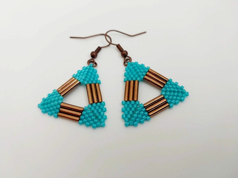 Peyote Triangle Earrings in Brown and Turquoise / Seed and Bugle Bead Jewelry image 7