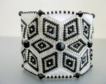 Beaded Wide Bracelet / Black and White / Seed Bead Jewelry