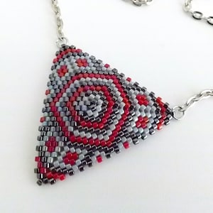 Peyote Triangle Pendant / Beaded Necklace