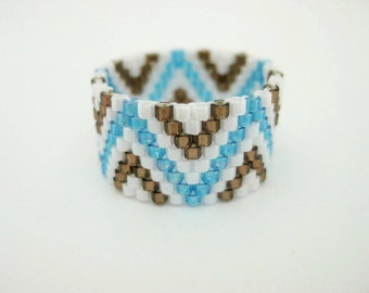 Beaded Zig-Zag Peyote Ring in Brown, Blue and White / Seed Bead Jewelry