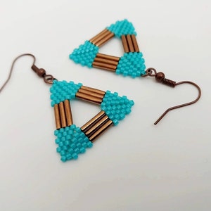 Peyote Triangle Earrings in Brown and Turquoise / Seed and Bugle Bead Jewelry image 8