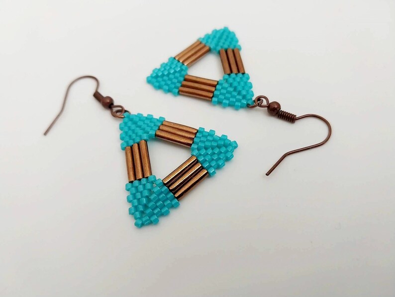 Peyote Triangle Earrings in Brown and Turquoise / Seed and Bugle Bead Jewelry image 8