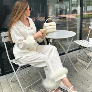 Linen butter color pantsuit for women with detachable fluffy feathers,Women's lightweight lounge set,Linen Two Piece Set,Bride pajama set