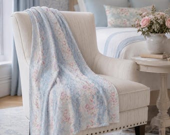 Blue Floral Shabby Chic Velveteen Plush Blanket, Cozy Lightweight Throw for Couch & Bed, Cottagecore Floral Blanket, Soft Polyester Throw