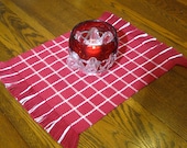 Handwoven Red and White Table Topper Checked Table Mat Woven Red Candle Mat Red Woven Coffee Table Scarf Plaid Table Mat