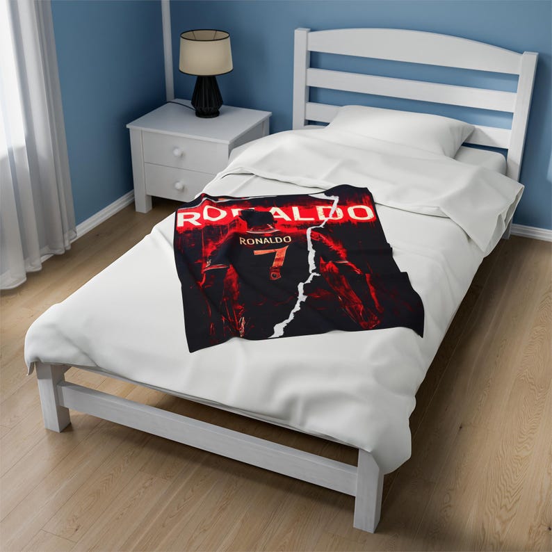 Ronaldo blanket 30”x40”