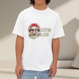 Travis Kelce Oversized T-Shirt, Kansas City Chiefs Football Fan Shirt, Game Day Apparel, NFL Fan Gift, Go Taylors Boyfriend