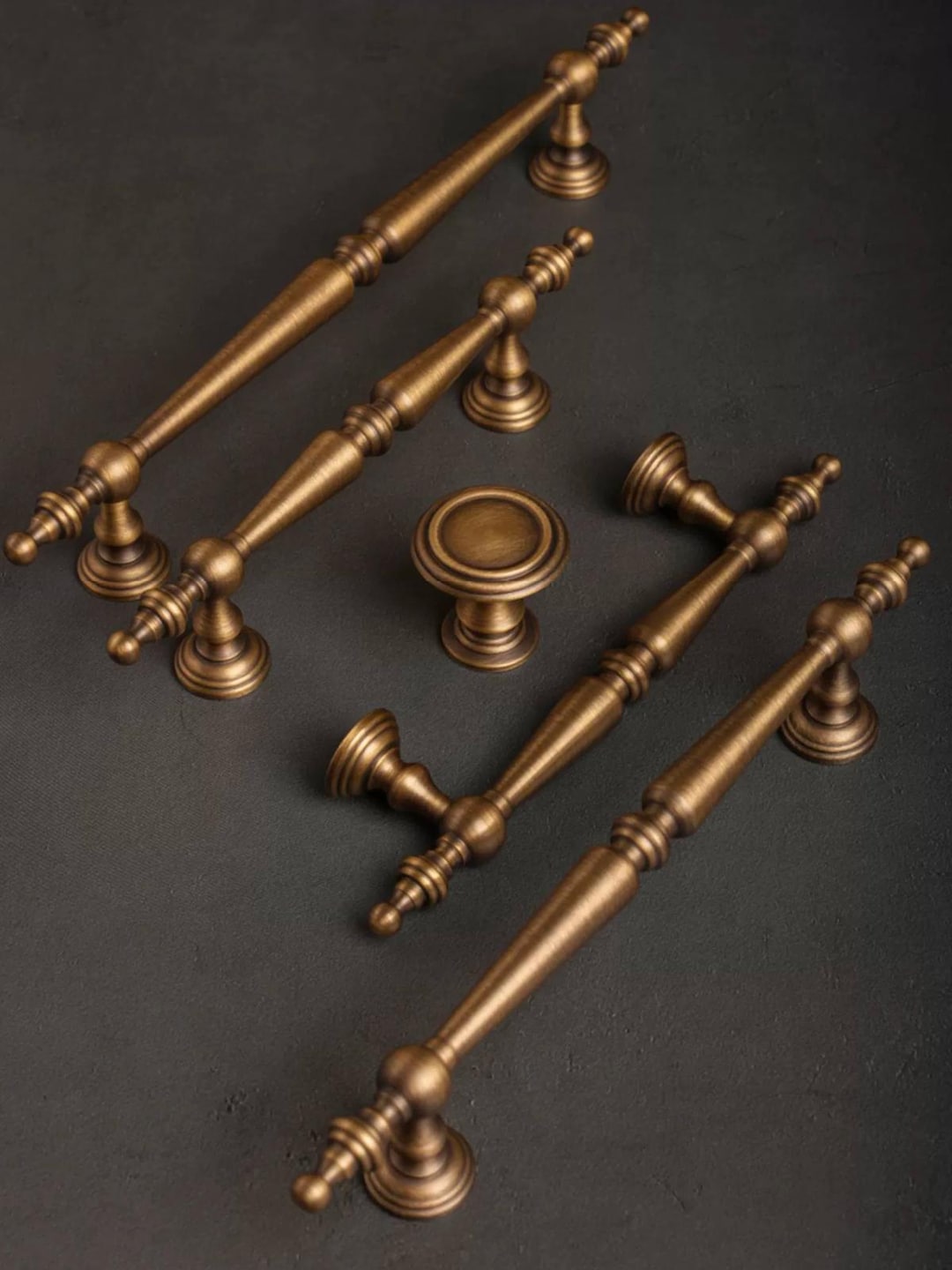 Antique Brass Knobs and Pulls Cabinet Handles Antique Kitchen Pulls ...