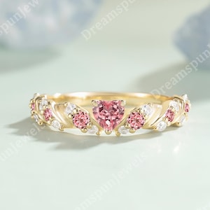 Vintage Heart Pink Sapphire Engagement Ring Birthstone Ring Peach Sapphire Wedding Ring Gold Ring for Women Anniversary Ring Gift for Her