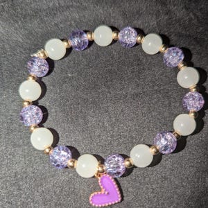 Purple Crackle and Clear Glass Bead Stretch Bracelet with Purple Heart Charm