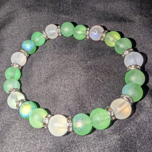 Green and Clear Glass Bead Stretch Bracelet