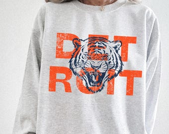 Detroit Tiger Unisex Sweatshirt: Baseball Fan Street Style