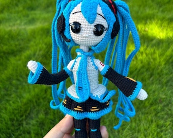 Handmade Hatsune Miku Crochet Plush: 20cm Vocaloid Doll