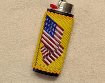 B125 - Capa para Isqueiro Flag and Feather