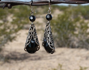 Elisa - Vintage Inspired Earrings with Black Crystals