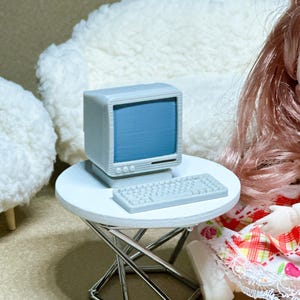 1:12 Retro Desktop Computer Miniature, Vintage PC Monitor Keyboard, Mini Office Diorama Accessory