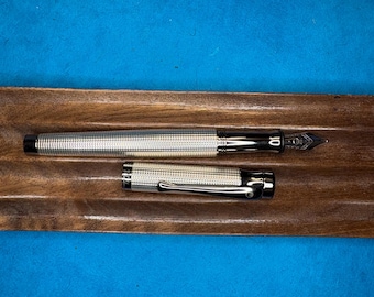 Waldmann Tango Füllfederhalter- Quadrat Ruthenium- Luxus Schreiben