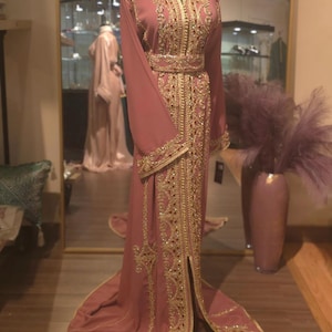 Caftan Fatima Dark Pink, embroidered with gold threads, Moroccan dress, wedding Dress ,Nikah Kaftan, Guest Dress, Fancy Kaftan