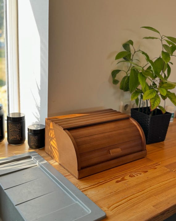 Vintage Handmade Wooden Bread Box, Rustic Roll Top Bread Bin, Farmhouse Bread Storage, Antique Style Bread Box, Beech Kitchen Organizer
