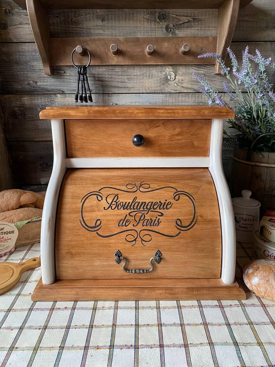 ブレッドボックス（ビンテージ） Antique bread box - Etsy 日本