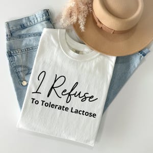 Komfort Farben verweigern Laktose lustiges Shirt, Geschenk, lustiges Shirt, seltsames T-Shirt, Meme TShirt, Unisex Shirt, lustiges Geschenk, niedliches T-Shirt