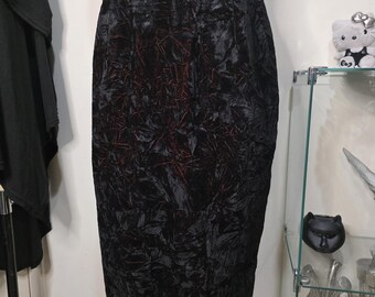 Rescued Vintage Crushed Velvet Midi Pencil Skirt Black - Red
