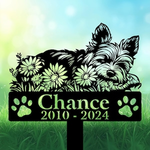 Personalized Yorkshire Terrier Grave Marker, Yorkie Sleeping on Daisy Flowers Memorial Garden Stake, Yorkie Memorial Gift, Loss of Yorkie