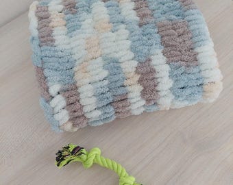 Chunky Knit Dog and Cat Blanket, Soft Cozy Pet Bed Blankie, Knitted Puppy Blanket, Warm & Snuggly Pet-Friendly Throw Set with Toy for Gift