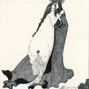 Peut inclure: Une illustration en noir et blanc d'un couple qui s'embrasse. La femme porte une longue robe et l'homme porte une longue robe et une couronne. Ils se tiennent sur un nuage au-dessus d'un paysage avec des collines et des arbres.