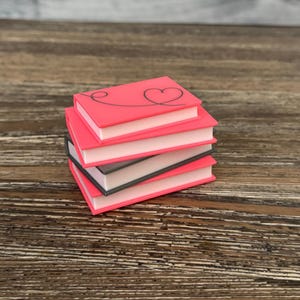 Light Up Book Stack: Romance Novel Book Nook Decor