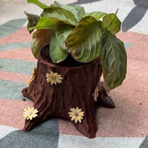 Custom 3D Printed Blooming Tree Stump Planter With Drainage Holes