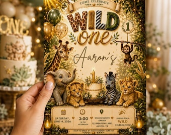 Può includere: Un biglietto d'invito di compleanno rettangolare con il testo WILD ONE e Aaron's. Il design include illustrazioni di una giraffa, un elefante, un cucciolo di leone, una zebra e una scimmia, insieme a una tortina, palloncini e dettagli dell'evento per il 14 giugno 2026.